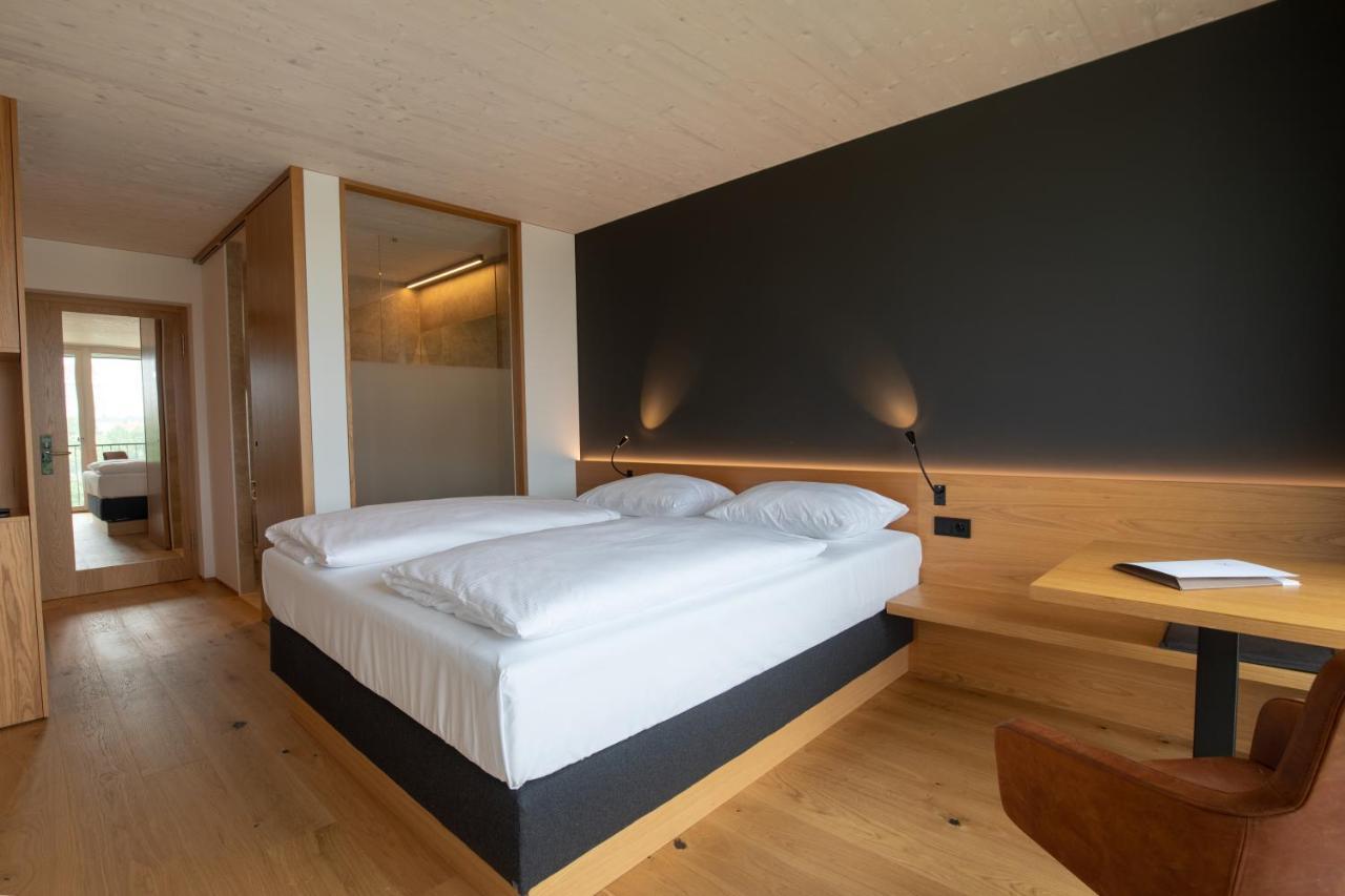 2nd 4* Nördlingen